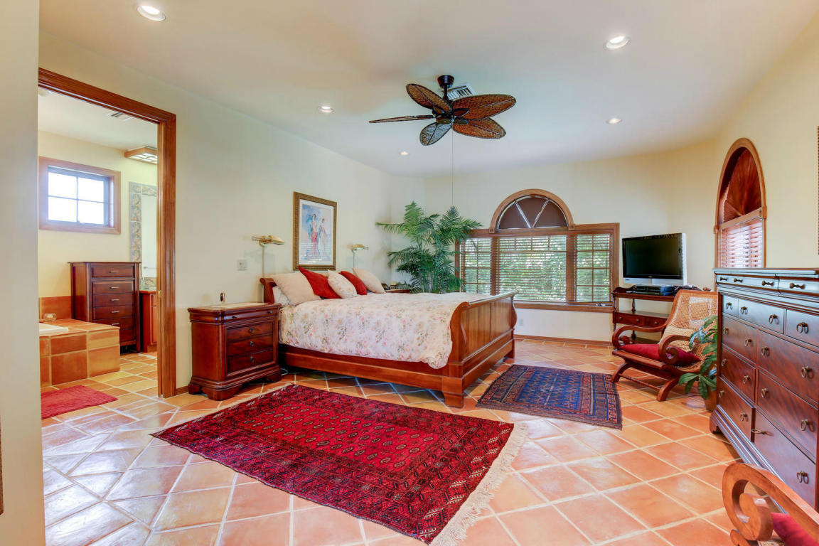99 Northeast Spanish Trail Boca Raton, FL 33432 - Photo 14 of 30 d12