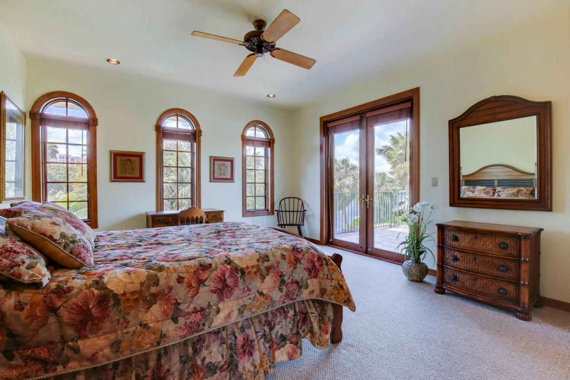 99 Northeast Spanish Trail Boca Raton, FL 33432 - Photo 16 of 30 d14