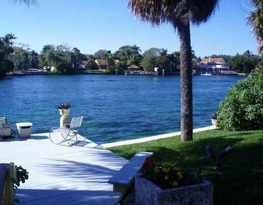 99 Northeast Spanish Trail Boca Raton, FL 33432 - Photo 30 of 30 d29