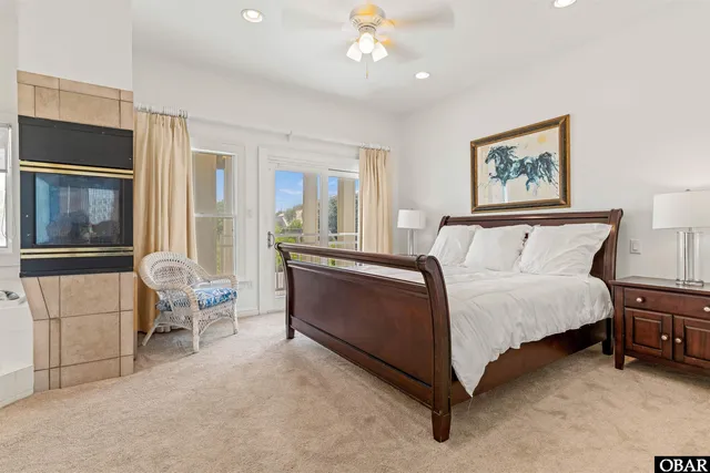 $2,499,000 | 925 Lighthouse Drive, Corolla, NC 27927