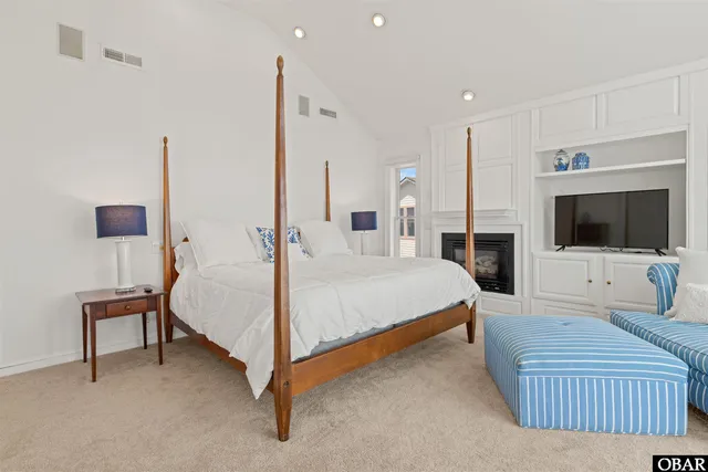 $2,499,000 | 925 Lighthouse Drive, Corolla, NC 27927