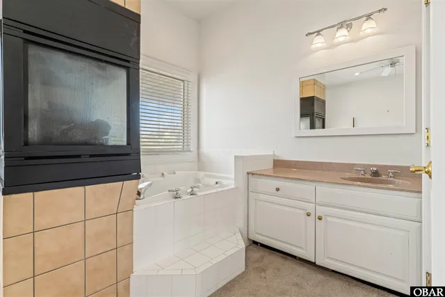 $2,499,000 | 925 Lighthouse Drive, Corolla, NC 27927