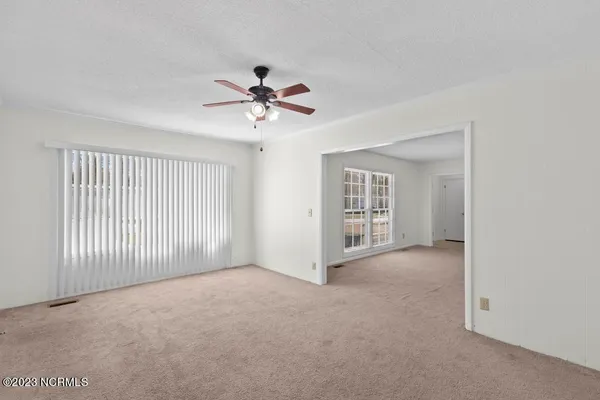 $1,500 | 219 Edgewood Drive, Jacksonville, NC 28546