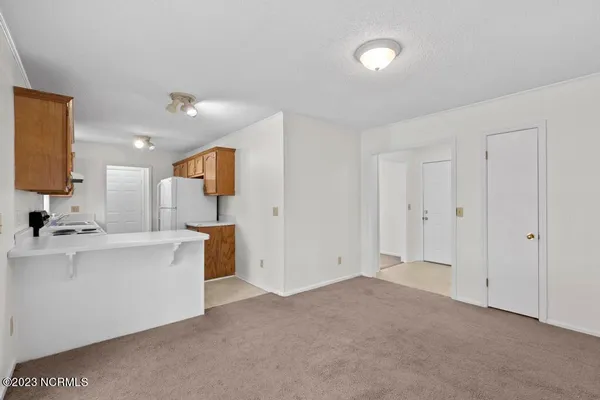 $1,500 | 219 Edgewood Drive, Jacksonville, NC 28546