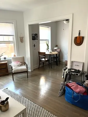 $1,550 | 1060 West Thorndale Avenue, Unit 2S, Chicago, IL 60660