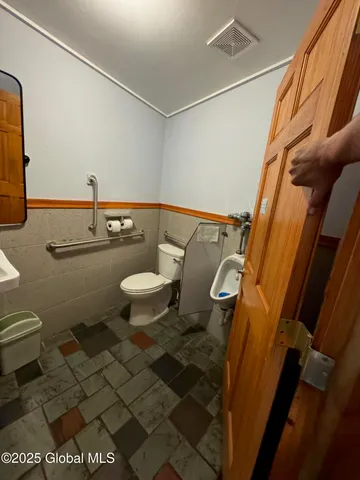 $389,500 | 219 North Main Street, Salem, NY 12865