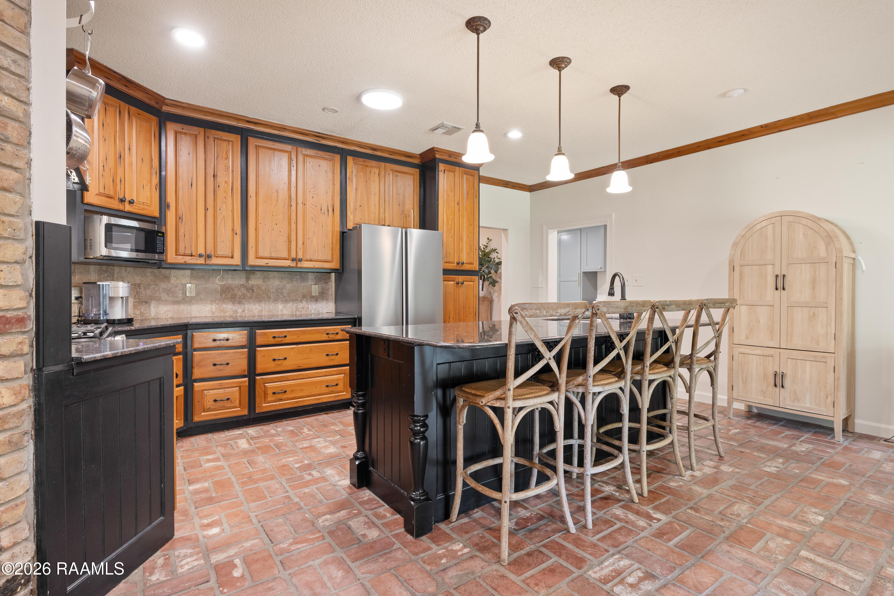 2407 East Broussard Road Lafayette, LA 70508 - Photo 9 of 39