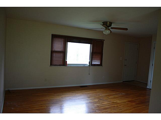 1543 Fall Brook Road, Unit RIVER BEND Columbus, OH 43223 - Photo 4 of 11