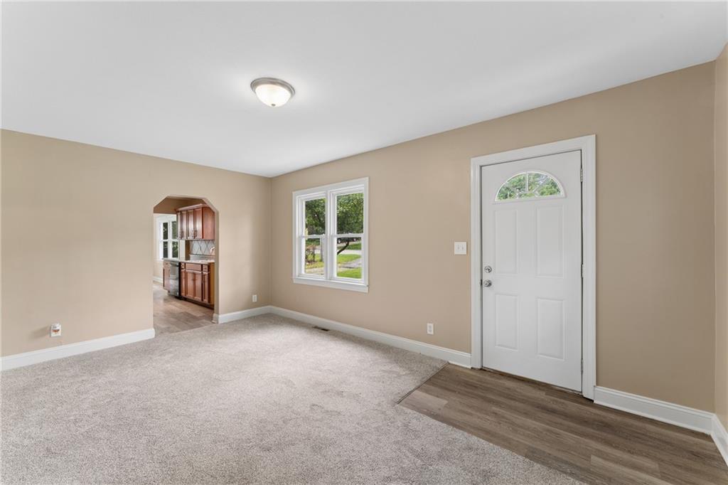 2811 South Northern Boulevard Independence, MO 64052 - Photo 6 of 44