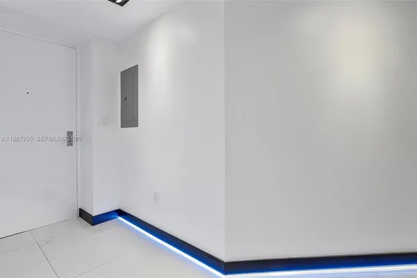 $4,500 | 55 Southeast 6th Street, Unit 1607, Miami, FL 33131