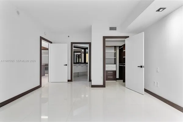$4,500 | 55 Southeast 6th Street, Unit 1607, Miami, FL 33131