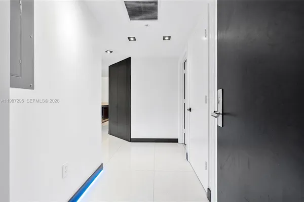 $4,500 | 55 Southeast 6th Street, Unit 1607, Miami, FL 33131