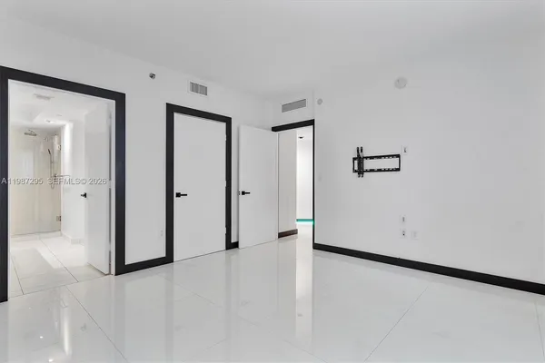 $4,500 | 55 Southeast 6th Street, Unit 1607, Miami, FL 33131