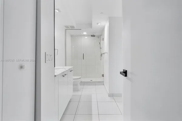 $4,500 | 55 Southeast 6th Street, Unit 1607, Miami, FL 33131