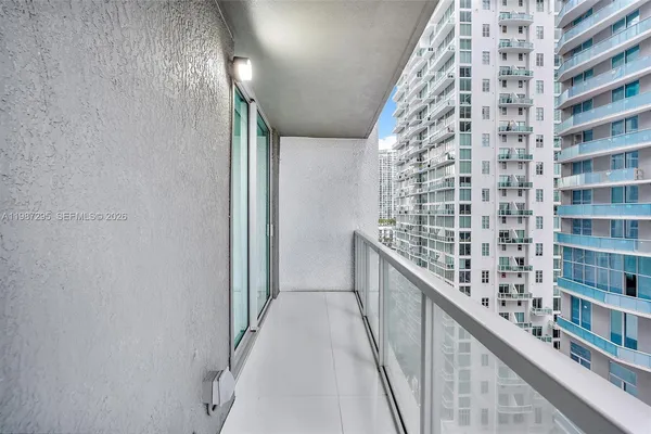 $4,500 | 55 Southeast 6th Street, Unit 1607, Miami, FL 33131