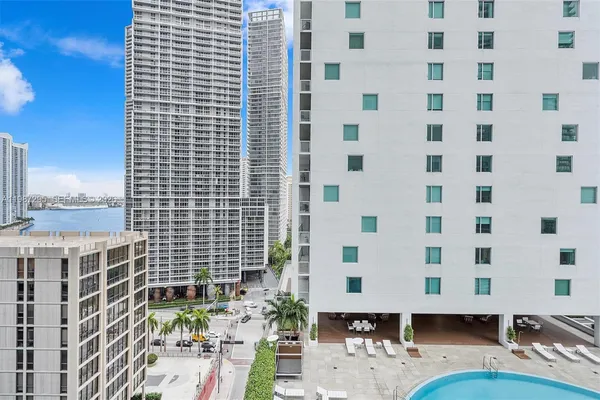$4,500 | 55 Southeast 6th Street, Unit 1607, Miami, FL 33131