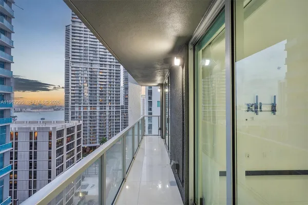$4,500 | 55 Southeast 6th Street, Unit 1607, Miami, FL 33131