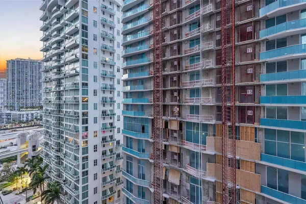 $4,500 | 55 Southeast 6th Street, Unit 1607, Miami, FL 33131