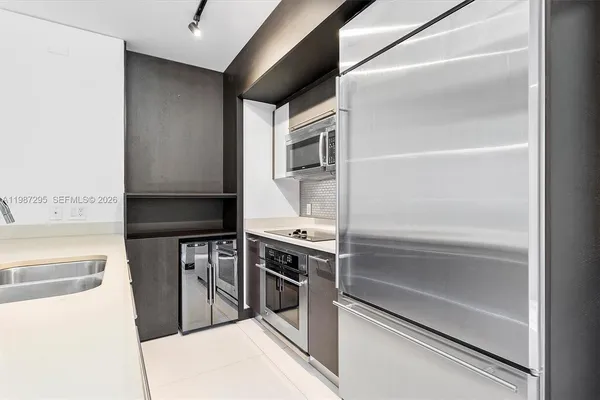 $4,500 | 55 Southeast 6th Street, Unit 1607, Miami, FL 33131