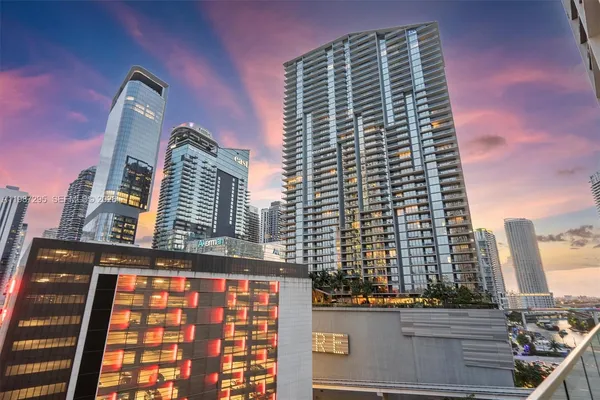 $4,500 | 55 Southeast 6th Street, Unit 1607, Miami, FL 33131