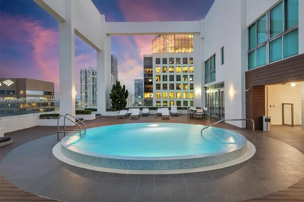 $4,500 | 55 Southeast 6th Street, Unit 1607, Miami, FL 33131