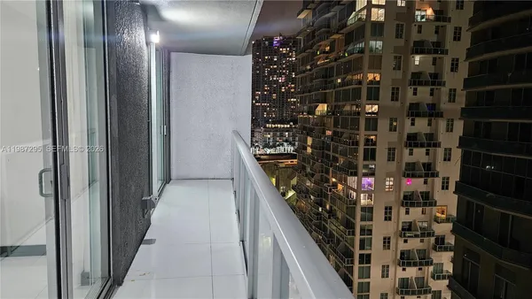 $4,500 | 55 Southeast 6th Street, Unit 1607, Miami, FL 33131