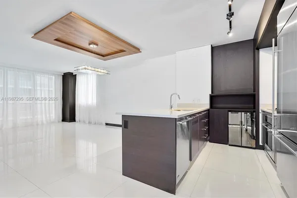 $4,500 | 55 Southeast 6th Street, Unit 1607, Miami, FL 33131