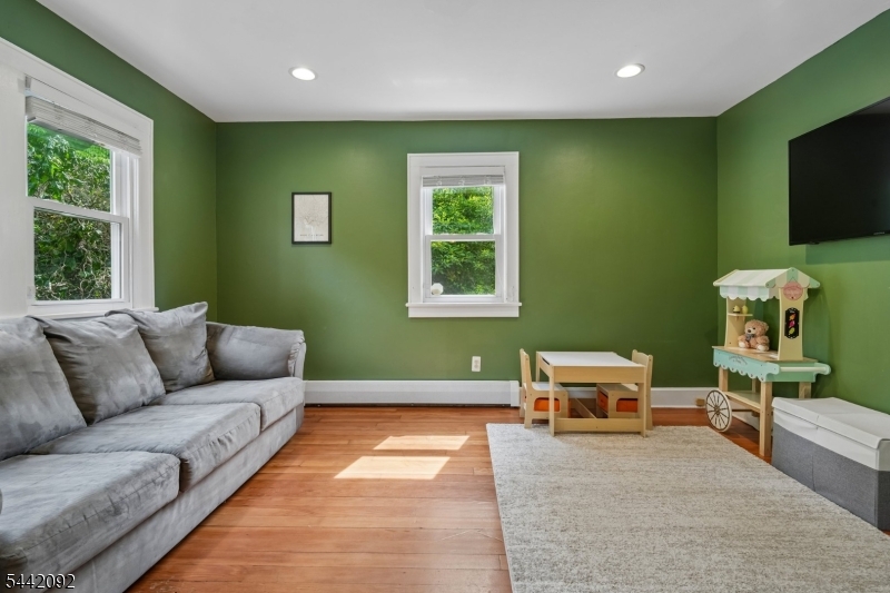 361 North Road Chester, NJ 07930 - Photo 8 of 24
