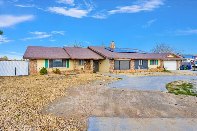 $535,000 | 14010 Jicarilla Road, Apple Valley, CA 92307