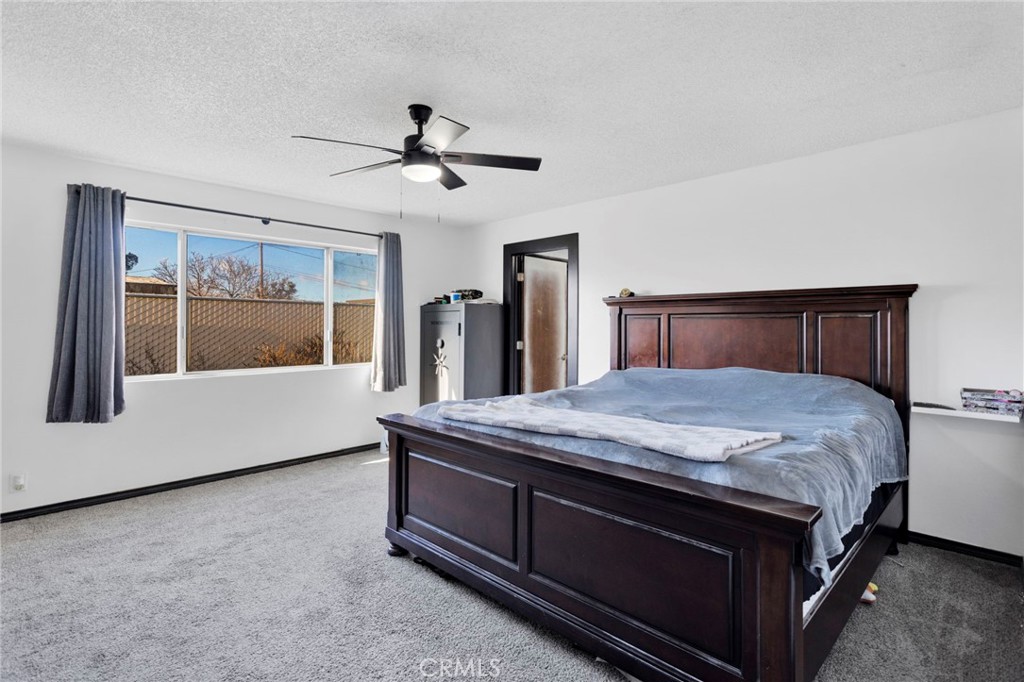 14010 Jicarilla Road Apple Valley, CA 92307 - Photo 13 of 17 Master Bedroom