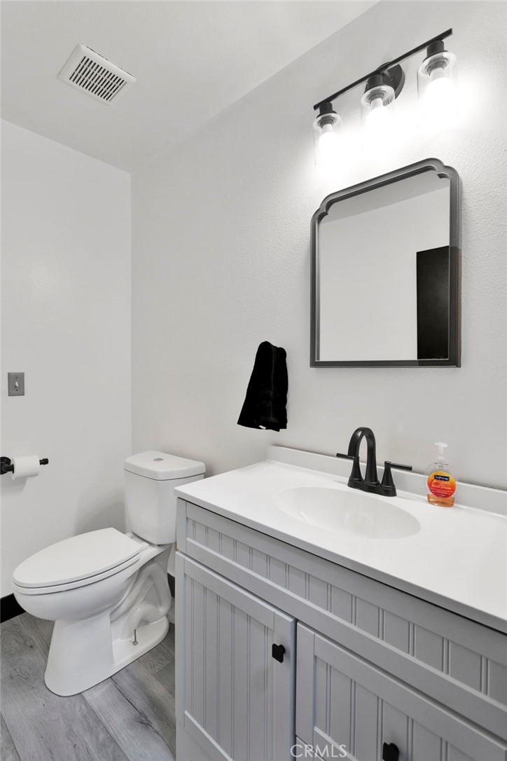 14010 Jicarilla Road Apple Valley, CA 92307 - Photo 16 of 17 Half Bath