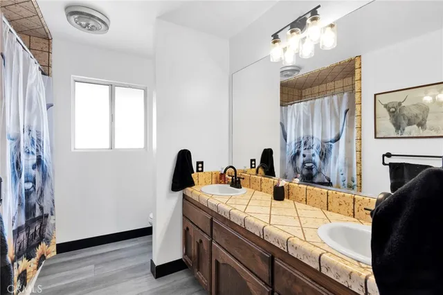 $535,000 | 14010 Jicarilla Road, Apple Valley, CA 92307