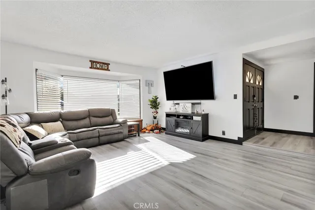 $535,000 | 14010 Jicarilla Road, Apple Valley, CA 92307