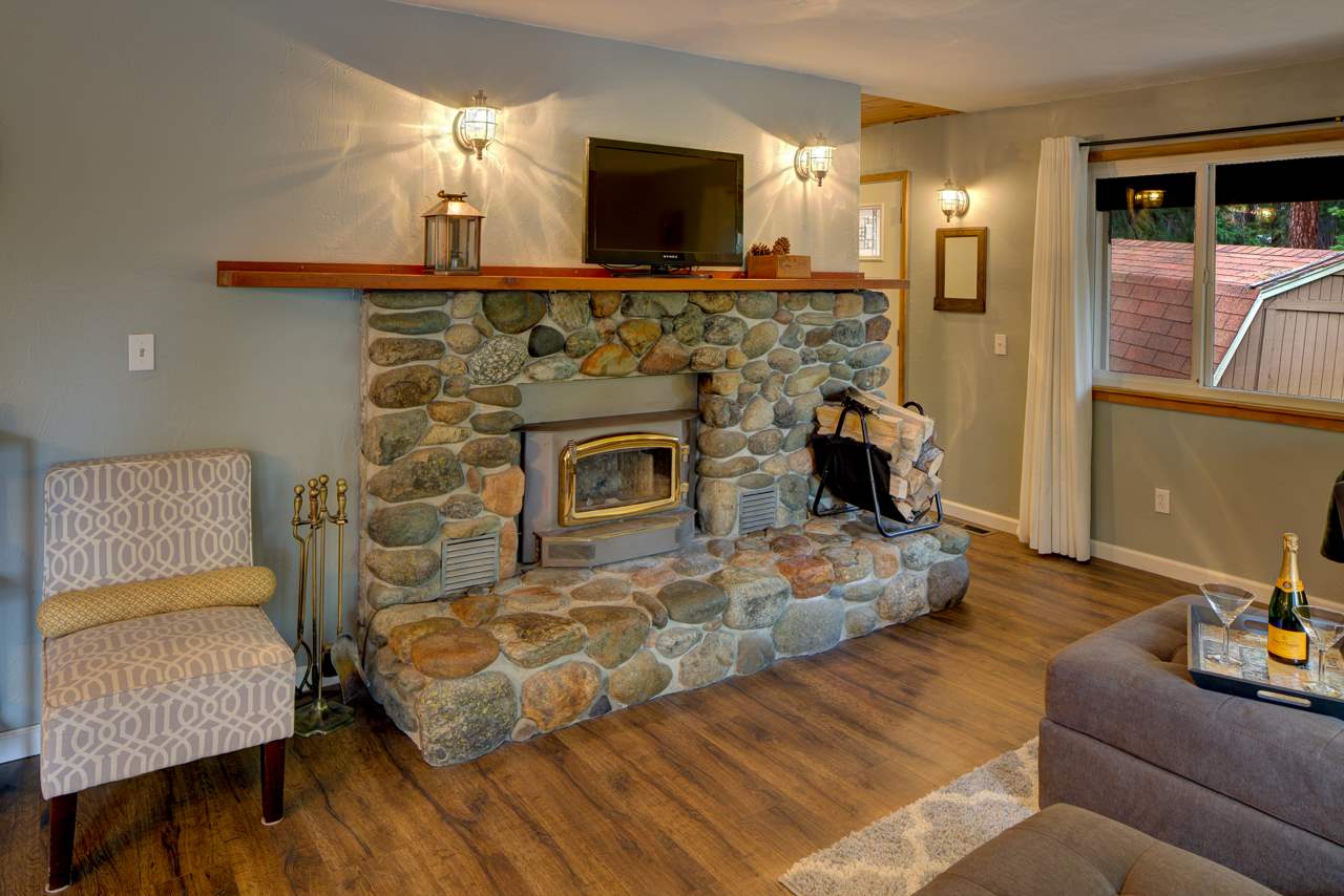 5859 Dodowah Road Carnelian Bay, CA 96140 - Photo 5 of 14 Gallery Image 5