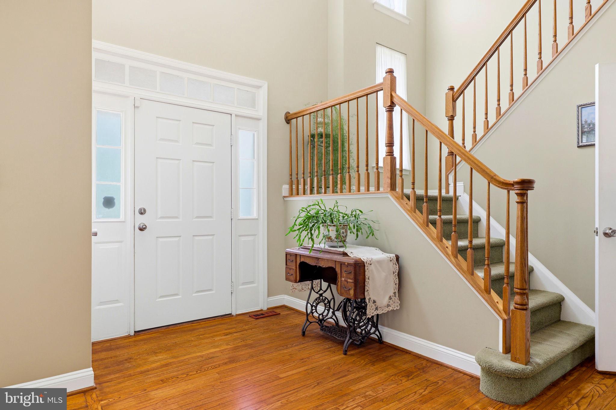 813 Duncan Place Southeast Leesburg, VA 20175 - Photo 11 of 90 Refinished Hardwood Floors