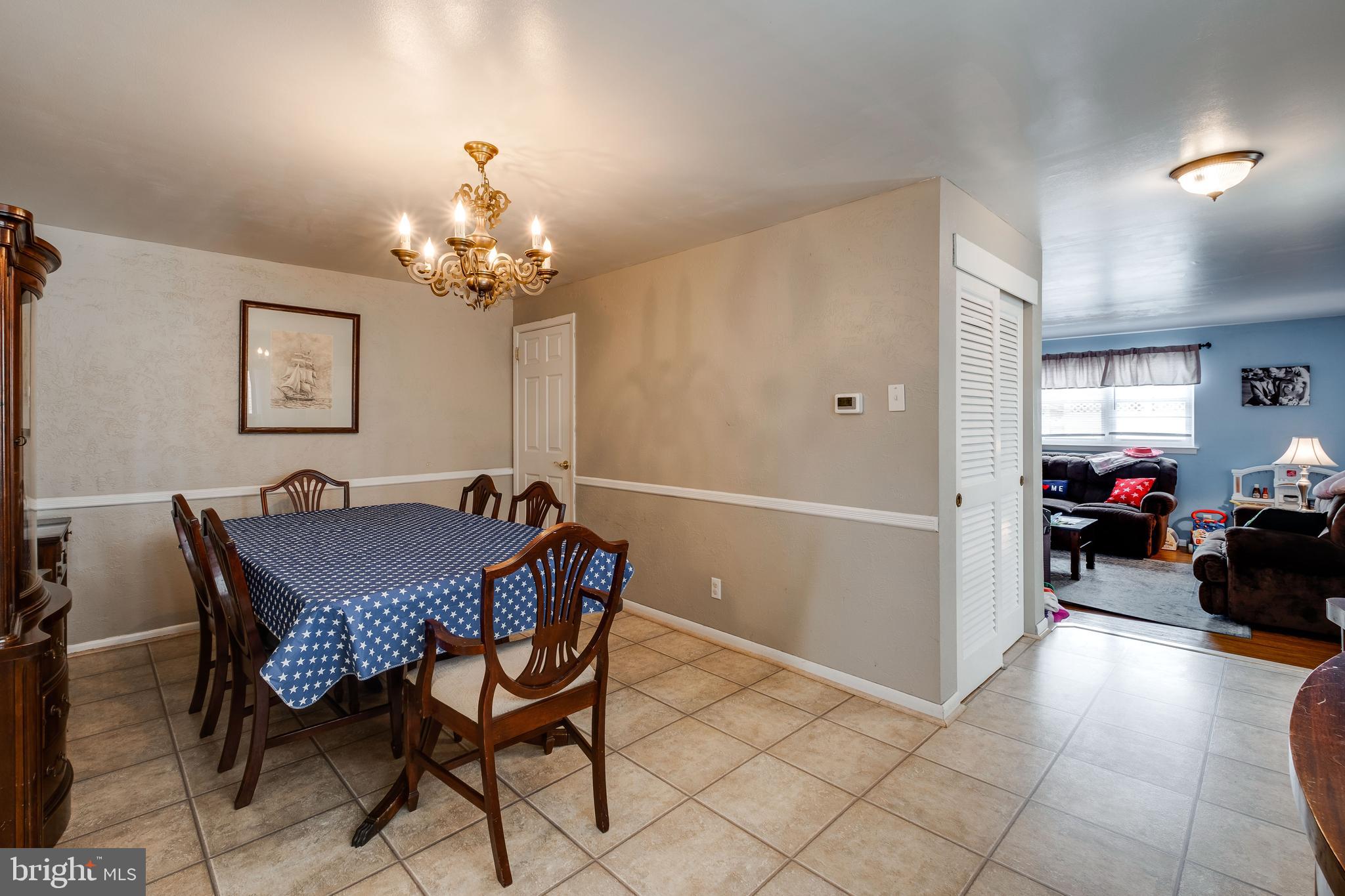 8510 Bridle Road Philadelphia, PA 19111 - Photo 15 of 43 Gallery Image 15