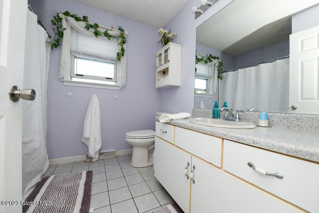 29 Mallard Road Bethlehem, NY 12077 - Photo 20 of 26 _DSC7879