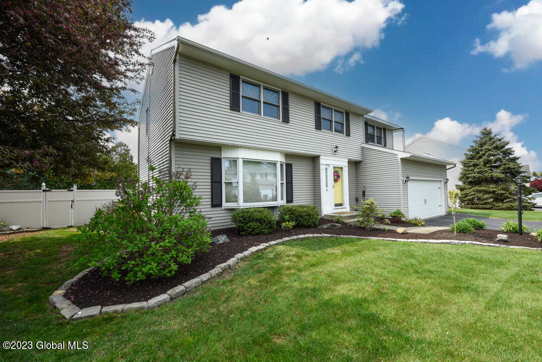 29 Mallard Road Bethlehem, NY 12077 - Photo 2 of 26 _REN0022-Edit