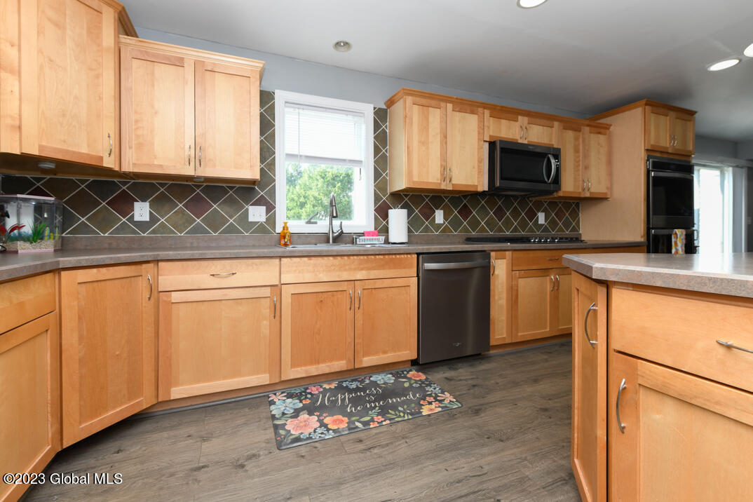 29 Mallard Road Bethlehem, NY 12077 - Photo 9 of 26 _DSC7833