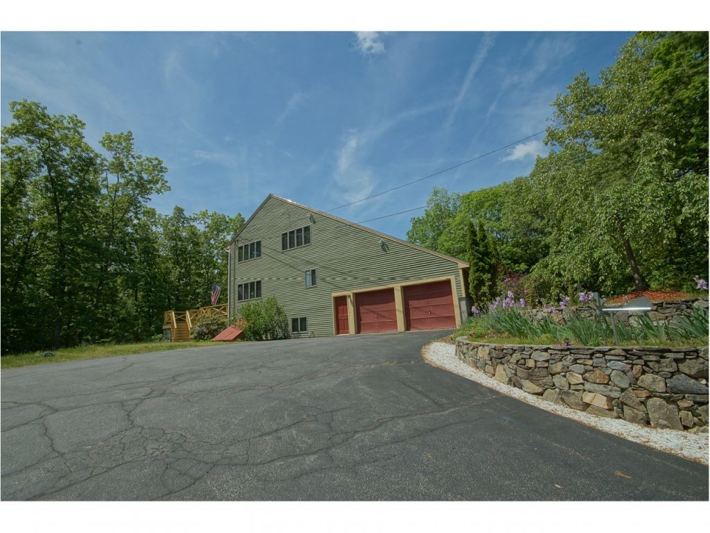 52 Little Mill Road Sandown, NH 03873 - Photo 23 of 36