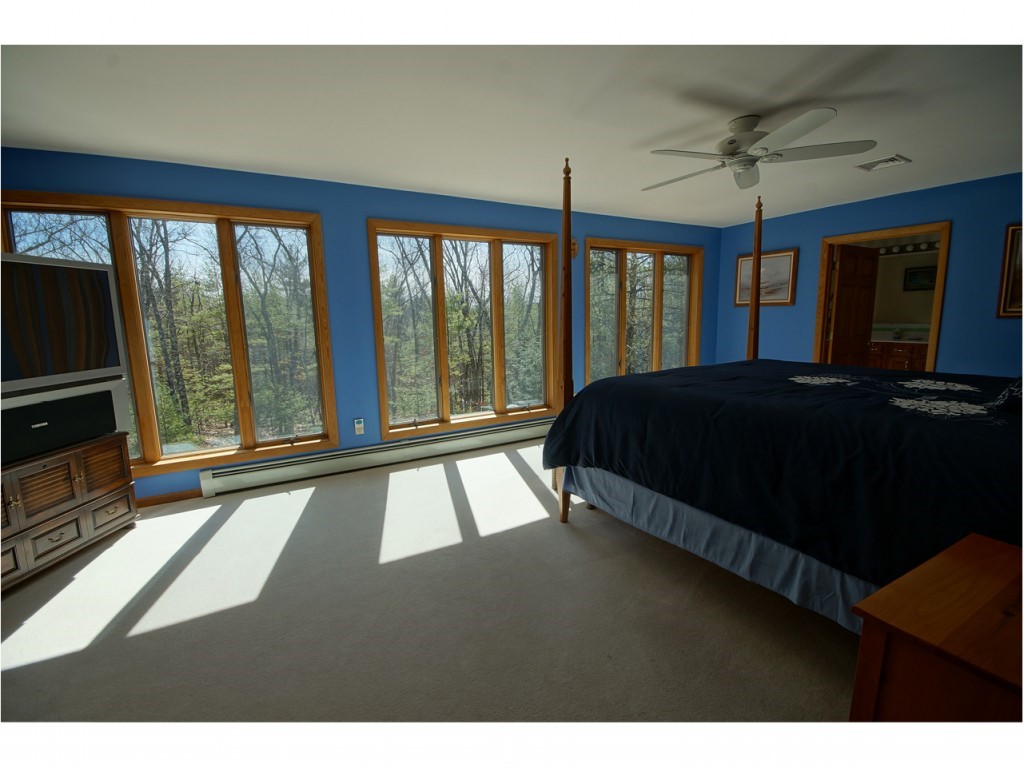 52 Little Mill Road Sandown, NH 03873 - Photo 8 of 36