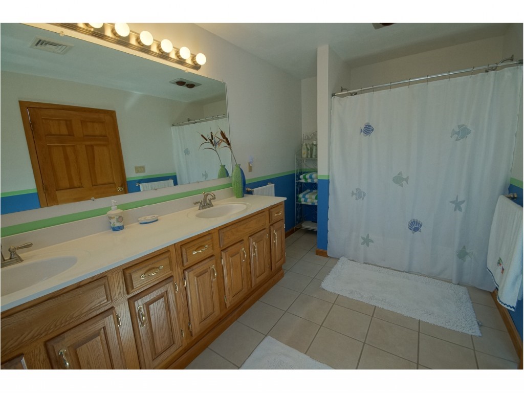 52 Little Mill Road Sandown, NH 03873 - Photo 10 of 36