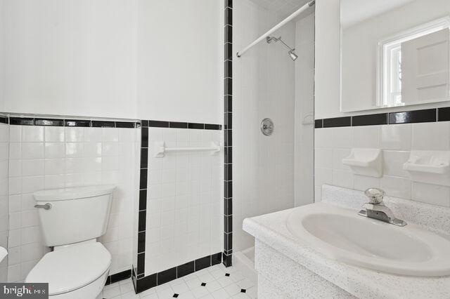 7014 Beechwood Drive Chevy Chase, MD 20815 - Photo 8 of 15