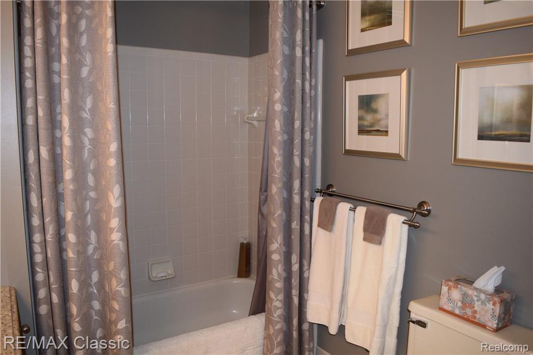 12825 Larkins Road Brighton, MI 48114 - Photo 27 of 39 DSC_0867.JPG
