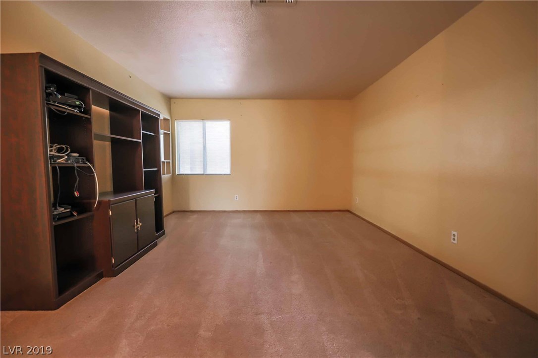 472 Crestway Road Henderson, NV 89015 - Photo 11 of 32 Gallery Image 11