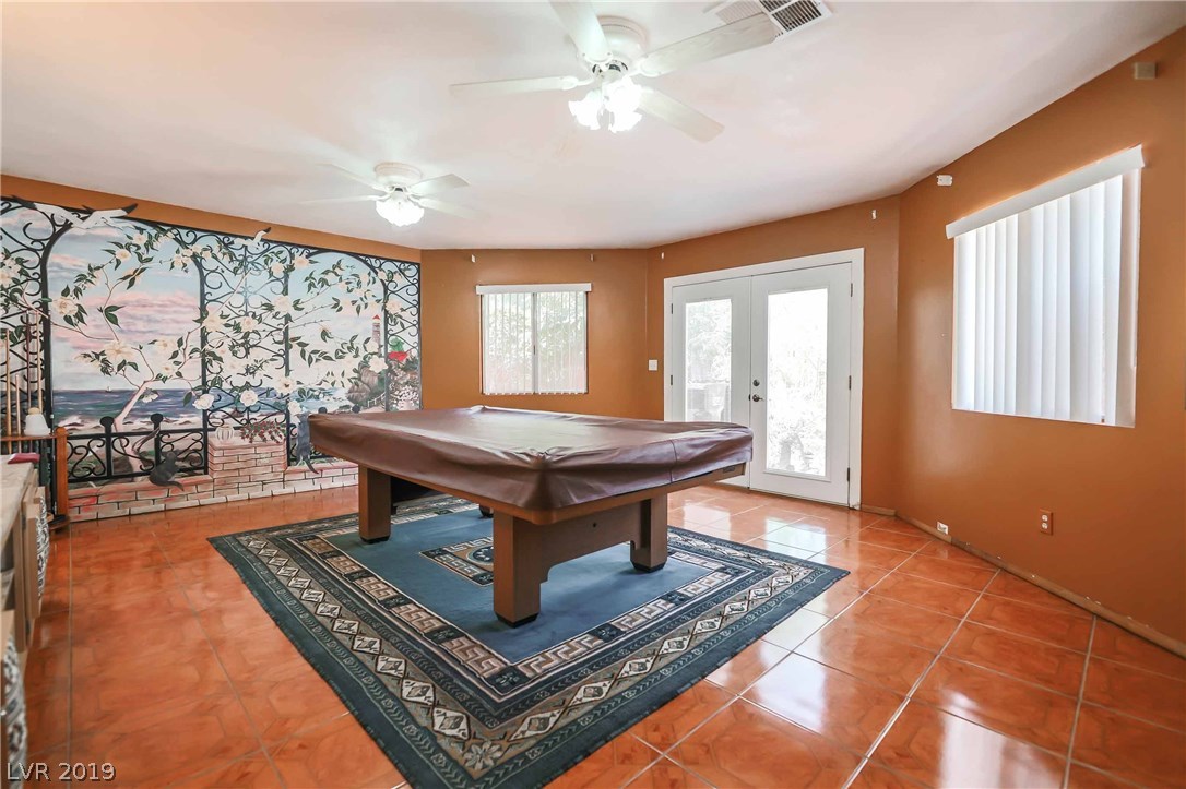 472 Crestway Road Henderson, NV 89015 - Photo 6 of 32 Gallery Image 6
