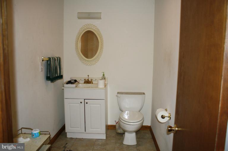 1216 Delmont Road Severn, MD 21144 - Photo 8 of 30 Bath