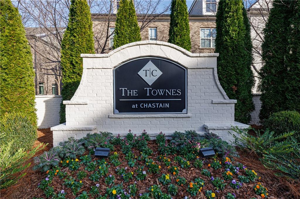 4337 Parkside Place, Unit 10 Atlanta, GA 30342 - Photo 1 of 44