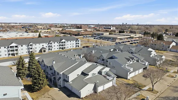 $132,000 | 3317 15th Avenue South, Unit B, Fargo, ND 58103