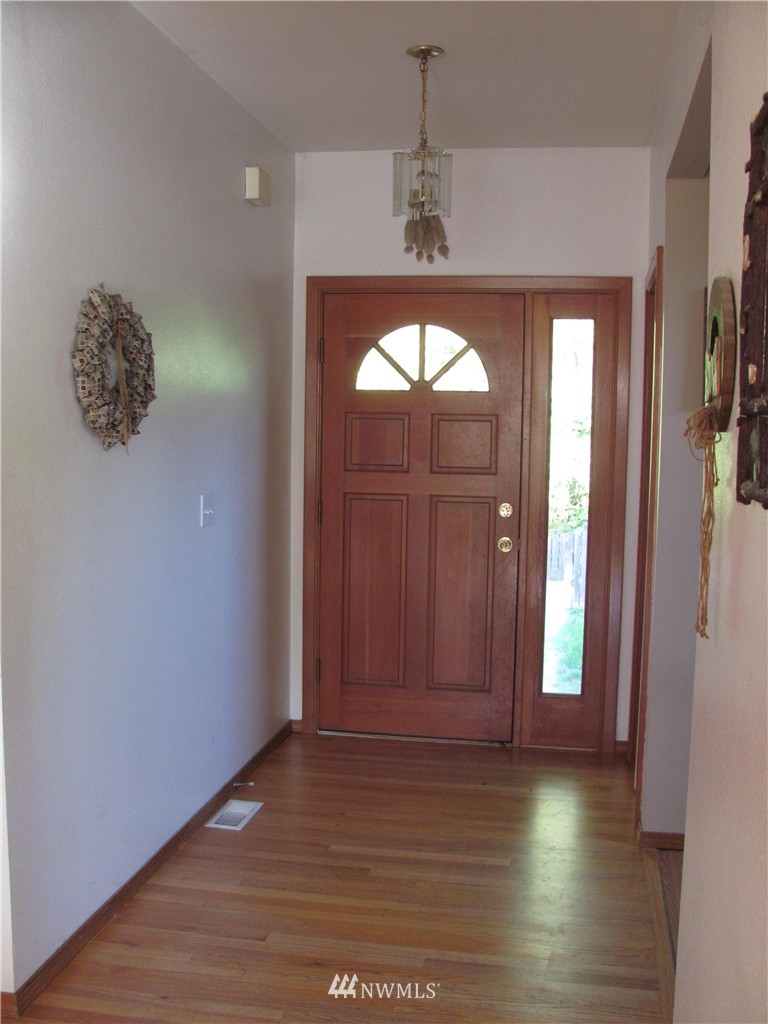 510 Prairie View Road South Prairie, WA 98385 - Photo 2 of 16 Gallery Image 2